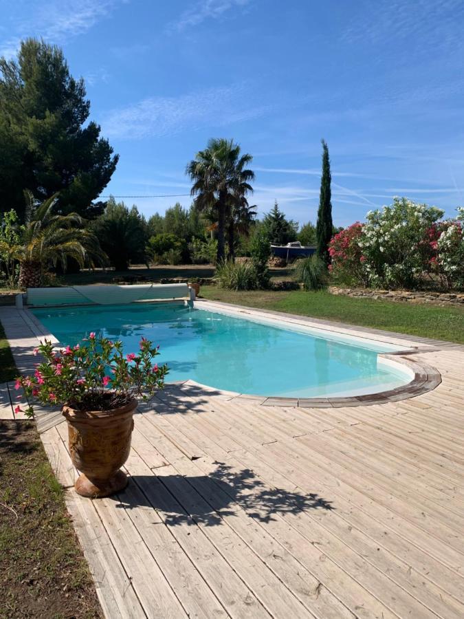 Chambre privée avec accès piscine Bed and Breakfast Laouque Esterno foto